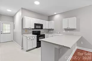 21231 Hickory St, Cornelius, NC 28031 - Photo 11