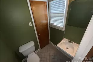 3930 Fircrest Dr, Charlotte, NC 28217 - Photo 19