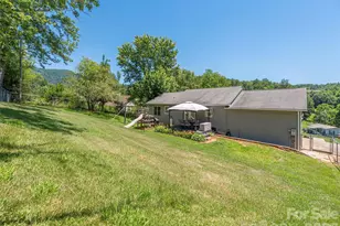 219 Hookers Gap Rd, Candler, NC 28715 - Photo 23