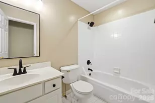 7711 Abbotsinch Ct, Charlotte, NC 28269 - Photo 31