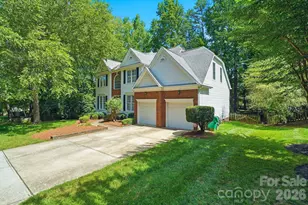 7711 Abbotsinch Ct, Charlotte, NC 28269 - Photo 3