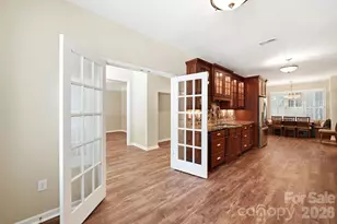 7711 Abbotsinch Ct, Charlotte, NC 28269 - Photo 9