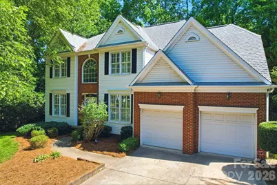 7711 Abbotsinch Court, Charlotte, NC 28269 - Photo 3