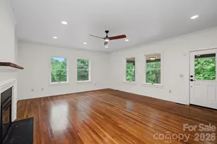 385 Chunns Cove Rd, Asheville, NC 28805 - Photo 21
