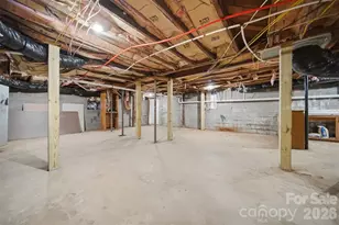 718 11th St Pl NW, Hickory, NC 28601 - Photo 23