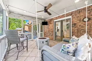 7940 Sunnyvale Ln, Charlotte, NC 28210 - Photo 37
