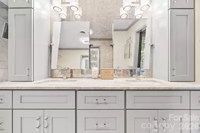 7940 Sunnyvale Lane, Charlotte, NC 28210 - Photo 25