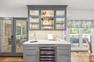 7940 Sunnyvale Ln, Charlotte, NC 28210 - Photo 11
