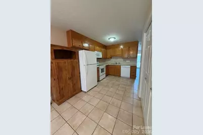113 24th Street NW, Hickory, NC 28601 - Photo 5