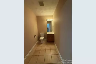 113 24th Street NW, Hickory, NC 28601 - Photo 3