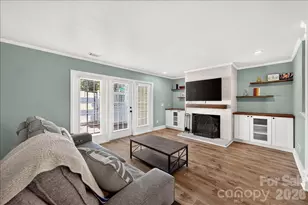8220 Legare Ct, Charlotte, NC 28210 - Photo 7