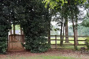 4123 Fairway Downs Ct, Charlotte, NC 28277 - Photo 39