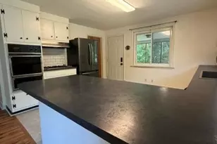 1921 4th Ave NW, Hickory, NC 28601 - Photo 5