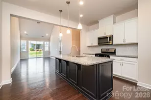 9320 Glenburn Ln, Charlotte, NC 28278 - Photo 17