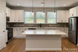 212 Ferebee Pl, Charlotte, NC 28213 - Photo 7