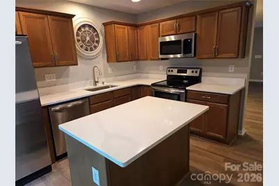 10115 Forest Landing Drive, Charlotte, NC 28213 - Photo 5