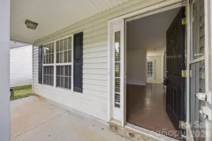 129 Winding Canyon Dr, Charlotte, NC 28214 - Photo 3