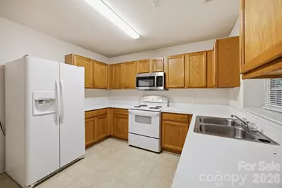 129 Winding Canyon Drive, Charlotte, NC 28214 - Photo 9