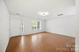 129 Winding Canyon Dr, Charlotte, NC 28214 - Photo 5