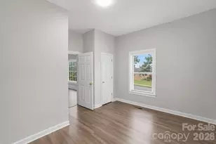 322 Willow St, Gastonia, NC 28054 - Photo 7