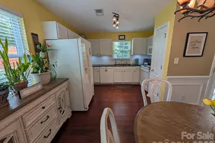 704 Gum Branch Rd, Charlotte, NC 28214 - Photo 11