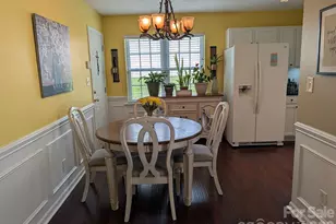 704 Gum Branch Rd, Charlotte, NC 28214 - Photo 9