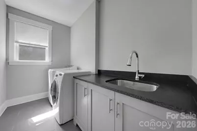 3015 Commonwealth Avenue, Charlotte, NC 28205 - Photo 29