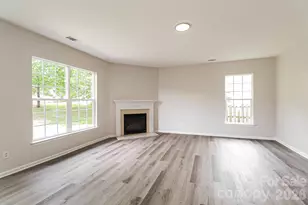 9039 Goldfields Dr, Charlotte, NC 28227 - Photo 3