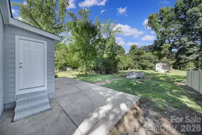 1801 Dallas Avenue, Charlotte, NC 28205 - Photo 11