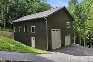 560 Winchester Creek Rd, Waynesville, NC 28786 - Photo 35