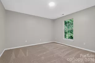 10304 Shady Rest Ln, Charlotte, NC 28214 - Photo 9