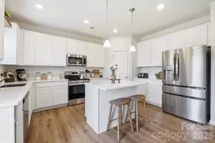6023 Busch Wy, Midland, NC 28107 - Photo 7