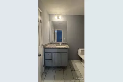 910 Cantwell Street, Charlotte, NC 28208 - Photo 9