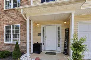 4923 Eagle Creek Dr, Charlotte, NC 28269 - Photo 5