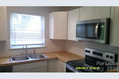 153 15th Avenue NW, Hickory, NC 28601 - Photo 7