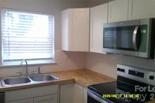 153 15th Ave NW, Hickory, NC 28601 - Photo 7