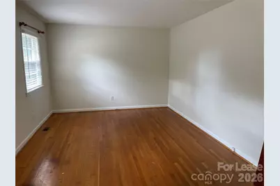 1238 12th Street NE, Hickory, NC 28601 - Photo 9