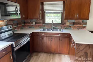 1238 12th St NE, Hickory, NC 28601 - Photo 5