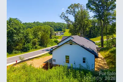 60 Charlotte Street, Franklin, NC 28734 - Photo 35