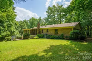 15 Carriage Ct, Hendersonville, NC 28791 - Photo 41