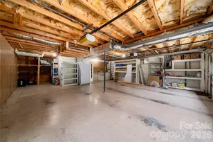 15 Carriage Ct, Hendersonville, NC 28791 - Photo 39