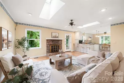 15 Carriage Court, Hendersonville, NC 28791 - Photo 5