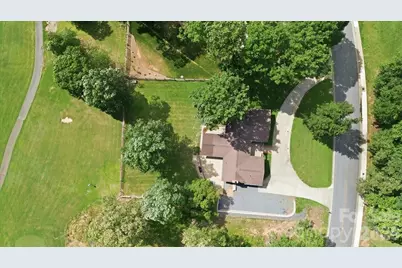 4024 Wandering Lane NE, Hickory, NC 28601 - Photo 33