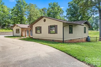 4024 Wandering Lane NE, Hickory, NC 28601 - Photo 31