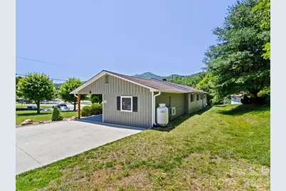 39 Hawthorne Lane, Burnsville, NC 28714 - Photo 41