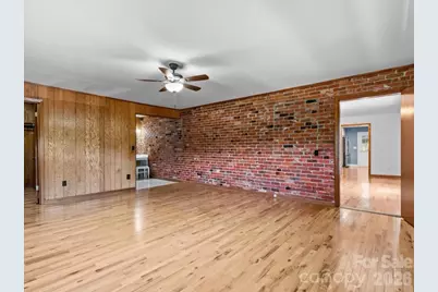 39 Hawthorne Lane, Burnsville, NC 28714 - Photo 19