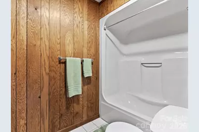 39 Hawthorne Lane, Burnsville, NC 28714 - Photo 23
