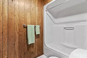 39 Hawthorne Ln, Burnsville, NC 28714 - Photo 23