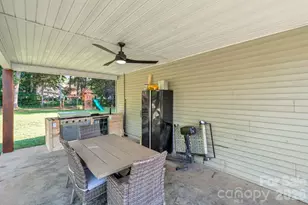 3889 Colt Ct, Lenoir, NC 28645 - Photo 5
