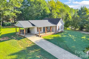 3889 Colt Ct, Lenoir, NC 28645 - Photo 3